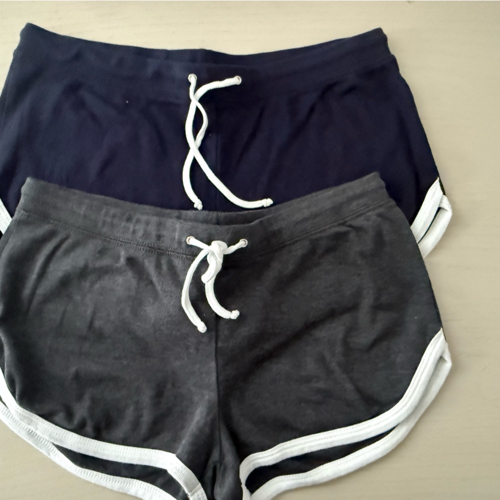 Kavio Dark Gray Apparel